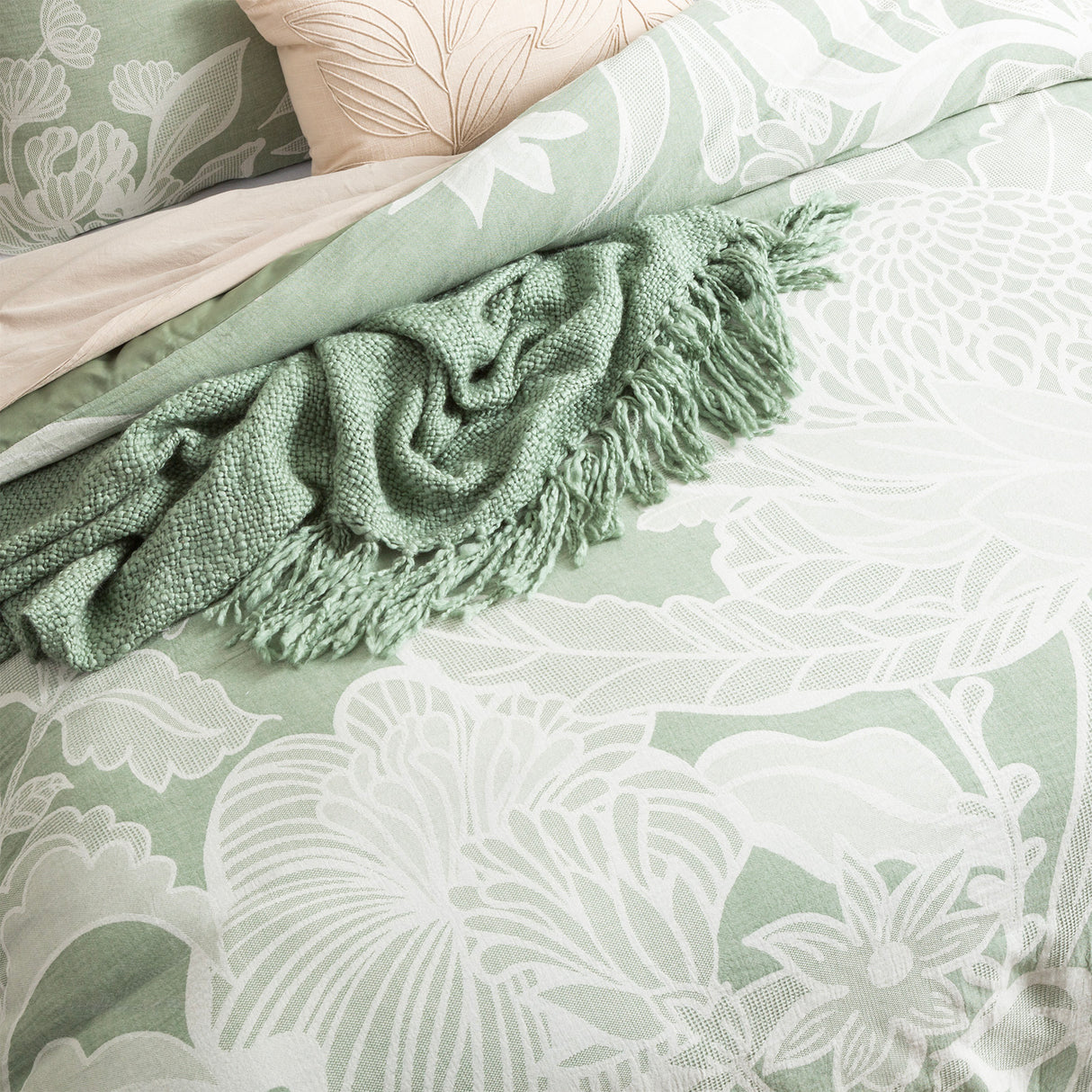 Bahama Flora 100% Cotton Jacquard Quilt Cover Set by Renee Taylor | 4 Sizes 4 Colours