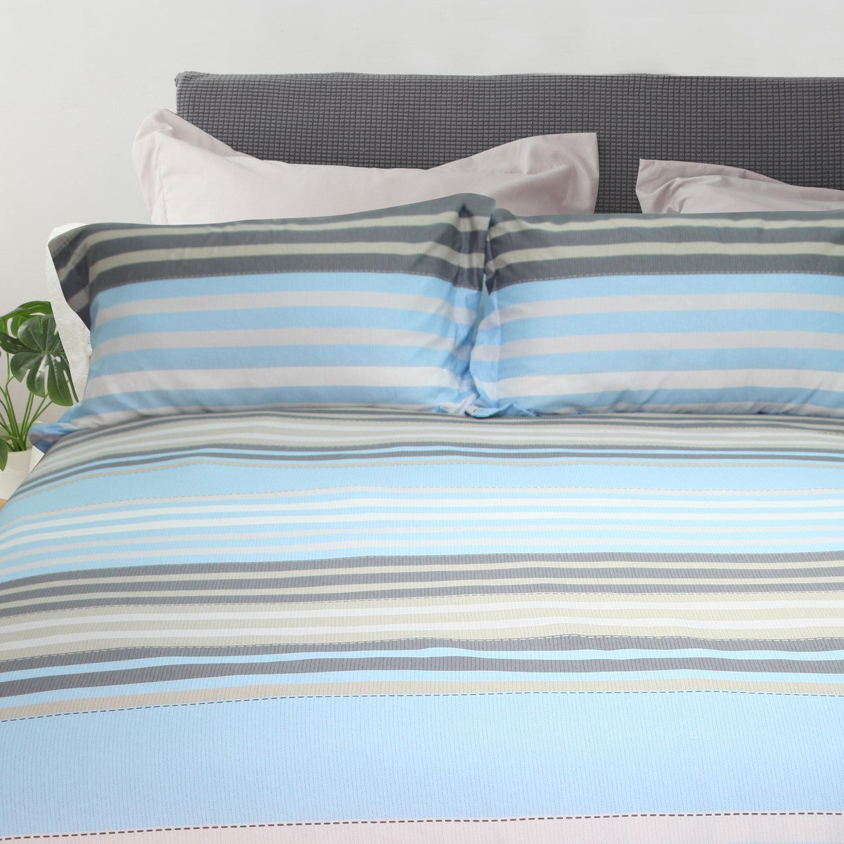 Ramesses Allure Soft Printed Quilt Cover Set | Bright Designs Modern Duvet Cover Set