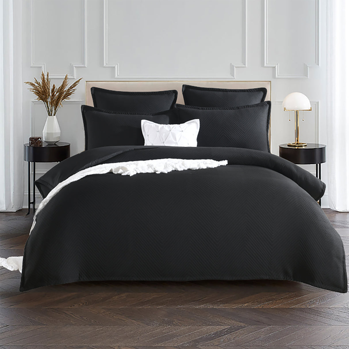 250TC Textured Geo Noire Quilt Cover Set in Black by Renee Taylor