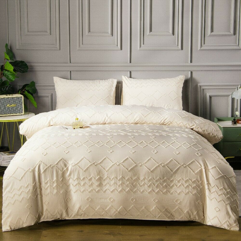 300TC Tufted Contemporary Quilt Cover Set